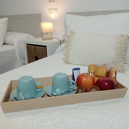 Martinez Rooms Pilgrims Caldas De Reis Eksteriør billede