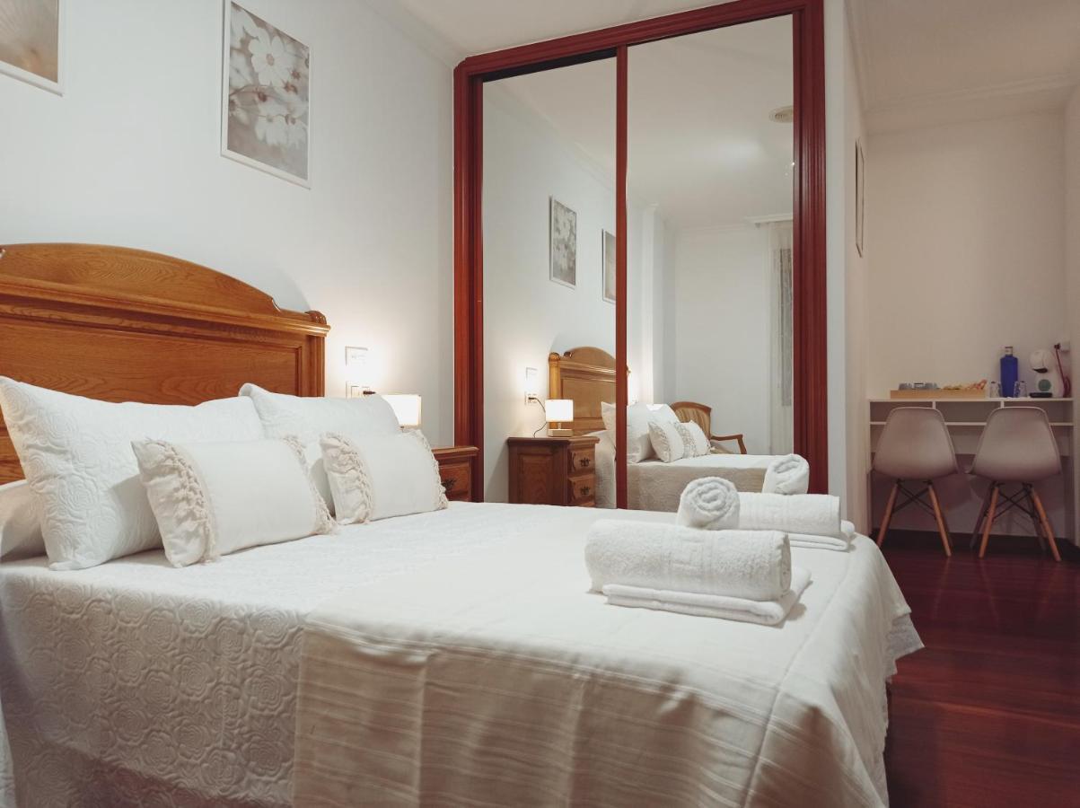 Martinez Rooms Pilgrims Caldas De Reis Eksteriør billede